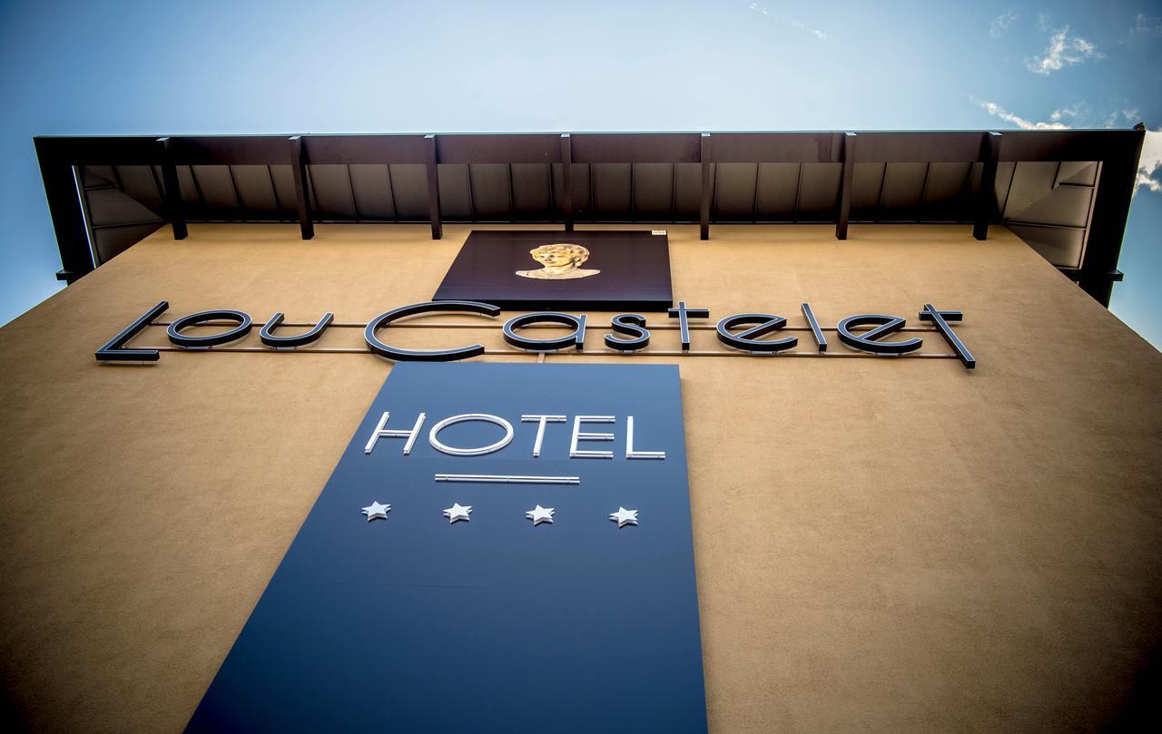 Hotel Lou Castelet Carros Exterior photo